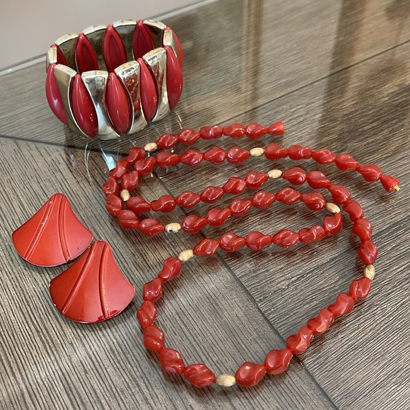 Vintage Brown Acrylic Bead Necklace & Earrings - Picture 2 of 16